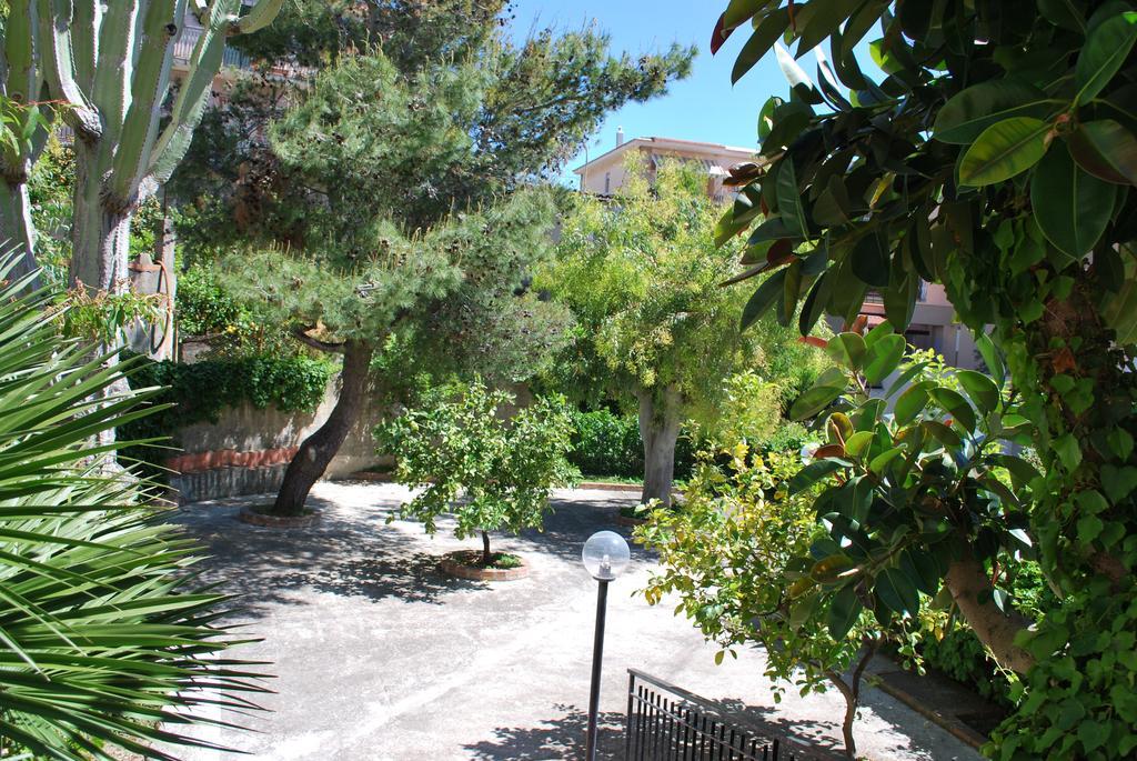 Profumo Di Lavanda Taormina Apartment Exterior photo